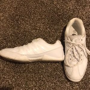cheer shoes